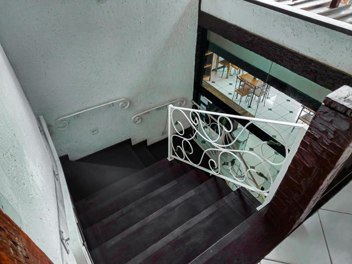Bliss Hoteis Centro Armacao dos Buzios Exterior photo A staircase with a handrail